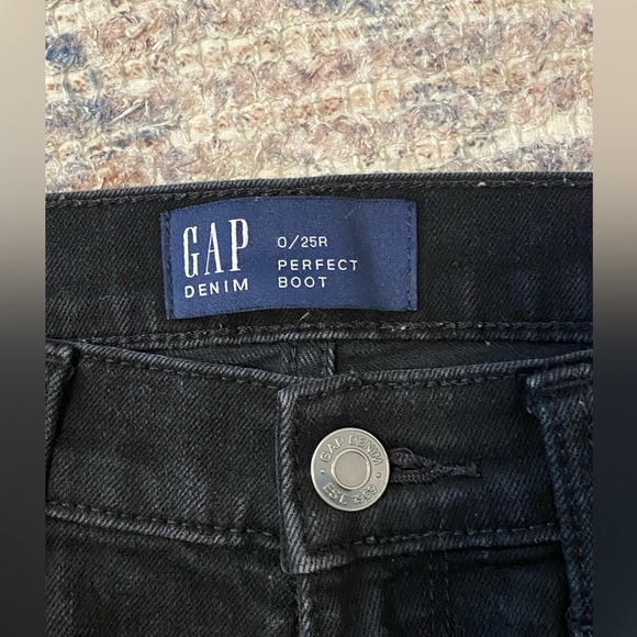 Gap Bootcut Black Jeans - Picture 4 of 4